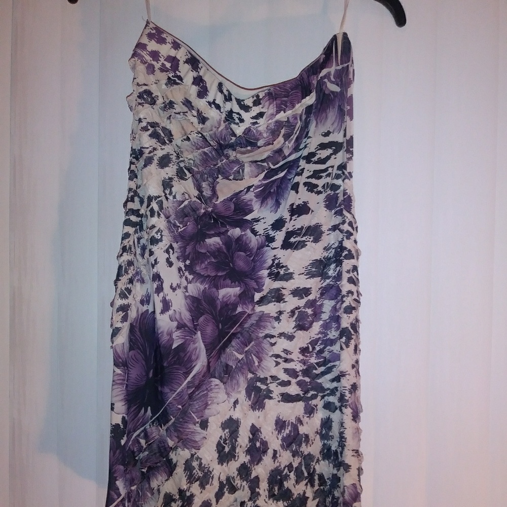Pretty floral tube-top dress